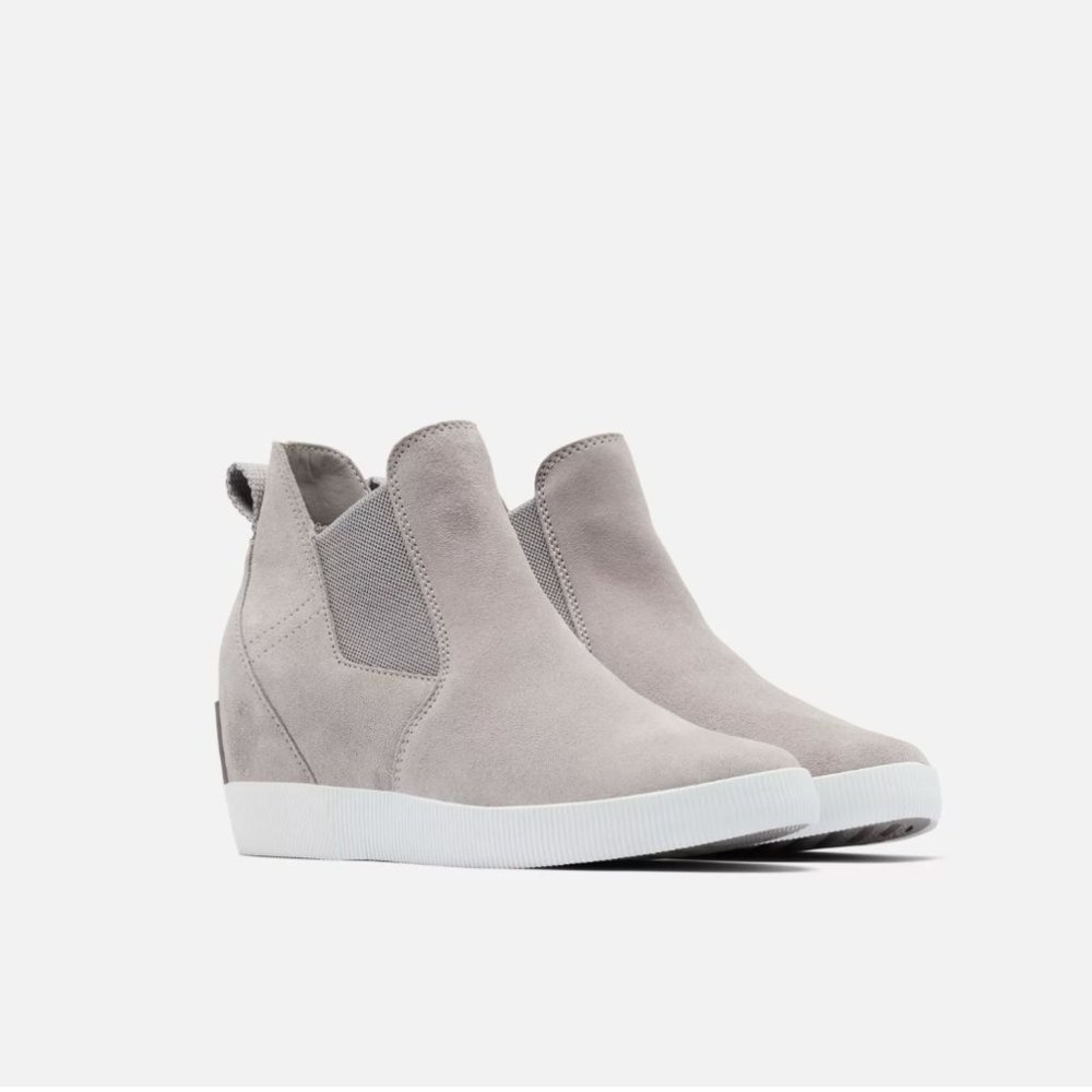 NWT Sorel Women's Out 'N About Slip-On Wedge Bootie, sz 8.5, Chrome Grey & White